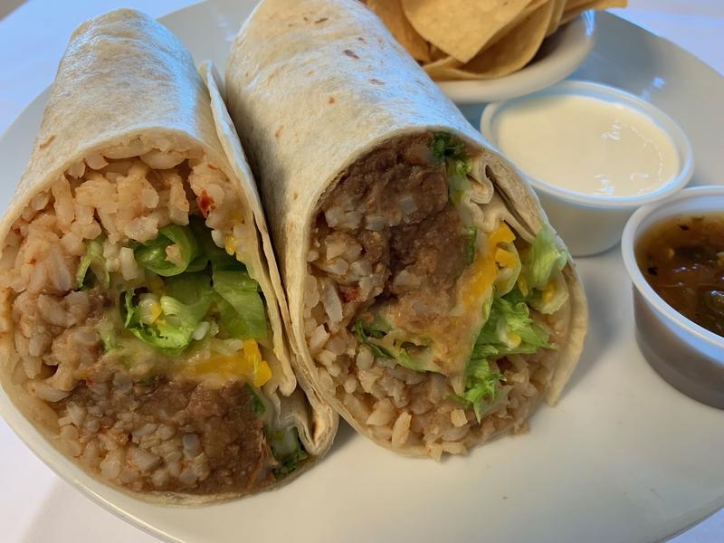 Veggie Burrito (Vegetarian) (801 cal)